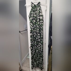 bebe Floral print high neck with slit in the back to waist